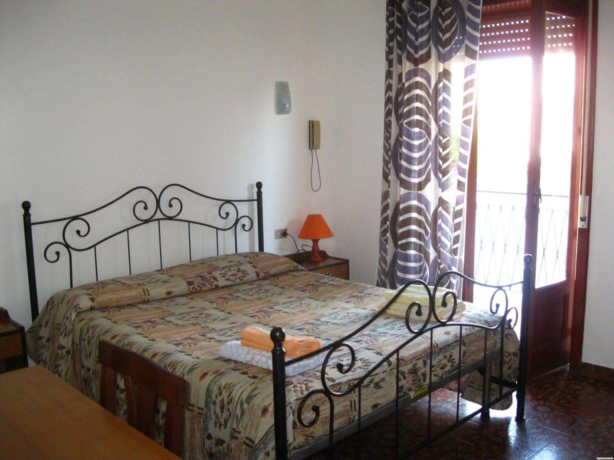 Hotel California Milazzo Dış mekan fotoğraf